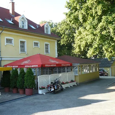 Hotel Aranysas 3*